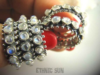 bpe3560 Biżuteria Orientalna !!! Egzotyczna Bardzo Lekka i Wygodna Obrączka Pierścień Kamień Księżycowy r.19 Srebro 925