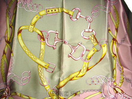 sz73 KOBIECE DODATKI !!! Szalenie elegancka duża 90 cm x 90 cm bajecznie piękna chusta orientalny Szal Beżowo Różowa Reylon