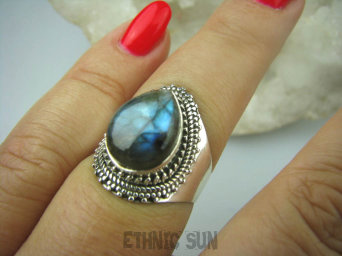 bpe5496 Egzotyczny Delikatny Pierścień Niebieski LABRADORYT Spektrolit - kamień Zorzy Polarnej r.17 SREBRO 925