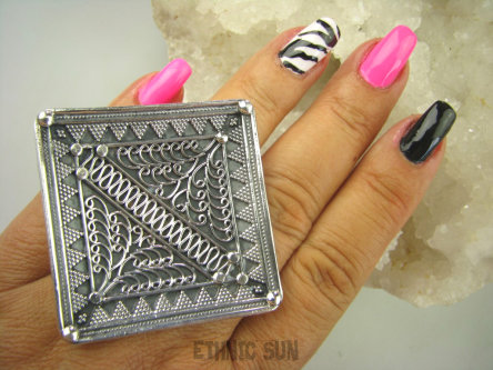 bpe8099 MAROKAŃSKI GIGANT 33 Gramy !!! Front 6.2 cm/6.2 cm !! Cudowny Max Orientalny Pierścień REGULOWANY r.17, r.18, r.19, r.20, r.21, r.22 Cały ze Srebra SREBRO 925 #