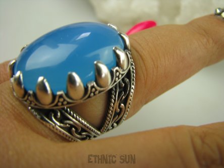 bpe6247 DRAPIEŻNY PAZUR ! Egzotyczny Pierścień Niebieski Chalcedon ( tarczyca ) czakra gardła r.17/ r.18 Srebro 925 #