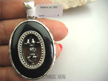 bwe2252 Duży 5,7cm  bosko piękny Podłużny Masywny 20 gramów !!! Wisior Onyks regeneruje SERCE, EGZEMY,PAMIĘĆ,  Amulet Obracający Młynek Modlitewny Dorje NEPAL SREBRO 925
