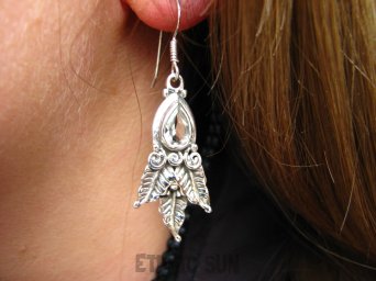 bkee647 FIGLARNE LISTKI - Długie, Lekkie Kolczyki z KRYSZTAŁEM GÓRSKIM - naturalny odpromiennik Kryształ Górski Srebro 925