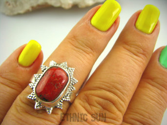 bpe2841 Koralowa Gałązka !!! Delikatny Pierścień naturalny Koral robaczywka - pobudza strumień miłości r.13 Srebro 925