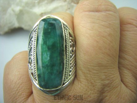 bpee2926 Ażurowy Długi Duży Pierścień zielony Szmaragd Indyjski z szeroką ażurową obrączką r.22 Srebro 925 #