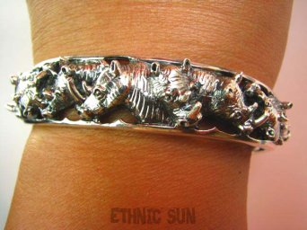 bb1332 kolekcja DZIKA AFRYKA - SYMBOL BEZPIECZEŃSTWA  stado NOSOROŻCÓW !!! Piękna Duża 30 gramów  PRZESTRZENNA 3D !!! Otwarta Bransoleta Bangla Cała ze Srebra SREBRO 925 NOSOROŻEC
