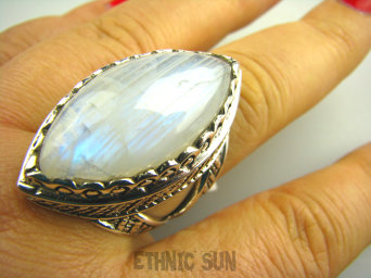 bpe2391 OLBRZYM 3.7 cm 21 gramów NIEZWYKŁY OKAZ  Pierścień Kamień Księżycowy r.21/ r.22 Srebro 925 #