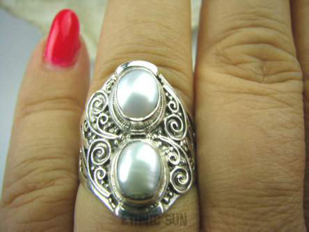 bpee3364 LŚNIĄCY Przepiękny Pierścień hodowlane naturalne PERŁY Biała PERŁA r.20/ r.21 Ażurowa obrączka Srebro 925 #
