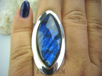 bpe5166 Klasyczny Długi 4,4 cm granatowy z żółtymi kropeczkami  Pierścień Labradoryt Spektrolit r.17 Lśniące Srebro 925 #