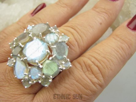 bpee4563 Max blask KRÓLEWSKI KLEJNOT - Max Blask bardzo się mieni na seledynowo i niebiesko  Pierścień Pierścionek z Labradorytami szlif Labradoryt Spektrolit - kamień Zorzy Polarnej r.21/ r.22 Srebro 925 #