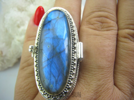 bpe4860 GIGANT AŻ 31 gramów Długi 4,6 cm Otwierany Duży SEKRETNIK  !! Pierścień na Zdjęcia lub Marzenia Labradoryt  r.22/ r.23 Srebro 925 #