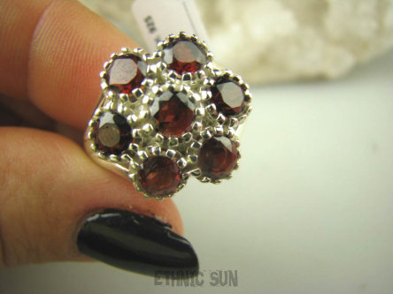 bpee3615 Olśniewająco Piękny Pierścień Bordowe Granaty - kamienie namiętności r.21 SREBRO 925 #