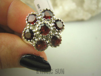 bpee3615 Olśniewająco Piękny Pierścień Bordowe Granaty - kamienie namiętności r.21 SREBRO 925 #