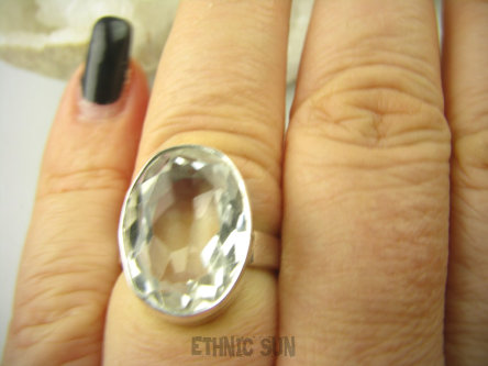 bpee3913 WSPANIAŁY KLASYCZNY OKAZ Odpromiennik zdobi leczy chroni Lśniący Pierścień Pierścionek Kryształ Górski r.16 Srebro 925 #