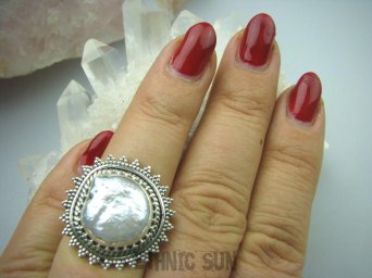 bpee2924 Śliczny  Elegancki Pierścień hodowlana DUŻA opalizująca PERŁA BIWA  r.14 Srebro 925 #