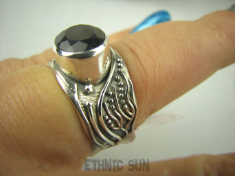 bpee3531 Piękna obrączka  Pierścień Czarny Onyks - kamień zadaniowy , wspomaga serce , egzemy pamięć r.16 Srebro 925 #