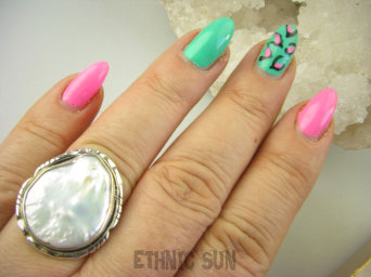 bpee4025 RARYTAS naturalna opalizująca wielobarwna PERŁA BIWA Elegancki Pierścionek Pierścień z DUŻA perłą r.17 Srebro 925 #