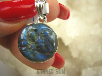 bwe3194 Delikatny Wisior Dwie Twarze - Księżyc i Słońce Labradoryt Spektrolit Kamień Zorzy Polarnej Srebro 925