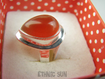 bpe9348 Przepiękny Delikatny Pierścień Pierścionek czerwony ONYKS - regeneruje SERCE, EGZEMY, PAMIĘĆ r.16 Srebro 925