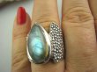 bpe4014 Max Blask  ARTYSTYCZNY Pierścień NIEZWYKŁA zdobiona obrączka zielony Labradoryt Spektrolit kamień Zorzy Polarnej r.21/ r.22 Srebro 925 # - 2