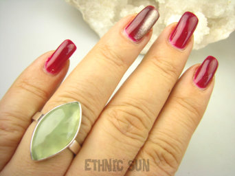 bpe8621 ZIELONA MARKIZA ! Klasyczny Pierścionek Pierścień z naturalnym Prehnitem PREHNIT r.21 Lśniące Srebro 925 Czakra Serca #