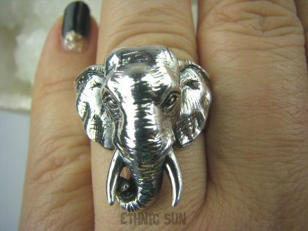 bpe6027 amulet DZIKA AFRYKA słoń Przepiękny Lśniący Unikatowy Duży Pierścień z głową Słonia SŁOŃ cały ze srebra r.26/ r.27 Duży Rozmiar na szerszy palec Srebro 925 #
