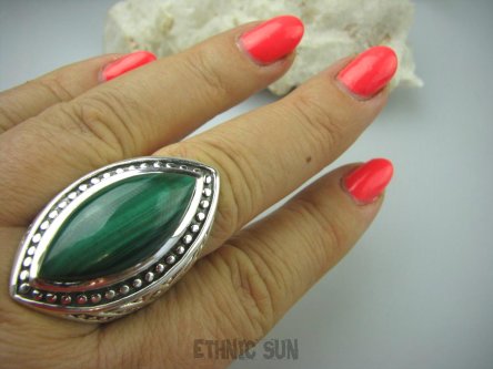 bpe5381 ZABÓJCZO PIĘKNY KOLOS Masywny 24 gramy ORIENTALNY  Pierścień z naturalnym malachitem MALACHIT r.24/ r.25 Srebro 925 #  DUŻY ROZMIAR 