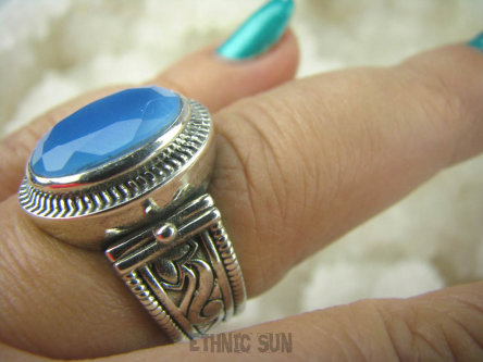 bpee3219 Elegancki Pięknie Zdobiony Pierścień szlifowany Chalcedon (tarczyca) CZAKRA GARDŁA r.15/ r.16 Srebro 925 # 