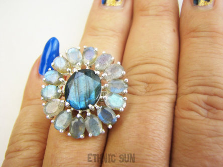 bpee4582 Max blask bardzo mieniace się labradoryty WIELOBARWNE Piękny Regulowany Pierścień Pierścionek z Labradorytami szlif Labradoryt Spektrolit - kamień Zorzy Polarnej r.13, r.14, r.15, r.16 Srebro 925 #