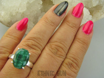 bpee4357 PIĘKNY LUX Pierścień Pierścionek OKAZ Szmaragd Indyjski Szmaragdy r.21/ r.22 Srebro 925