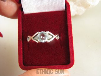 bpee4179 Delikatny śliczny Pierścień Pierścionek szlifowany BLUE TOPAZ - kamień młodości r.19 Srebro 925
