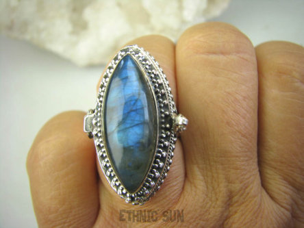 bpe8332 Piękny Duży Sekretnik Pierścień Pierścionek na Zdjęcia lub Marzenia Labradoryt Spektrolit - kamień Zorzy Polarnej r.16/ r.17 Srebro 925 #