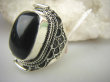 bpe6907 Śliczny zdobiony Pierścień Czarny ONYKS regeneruje SERCE, EGZEMY, PAMIĘĆ r.15/ r.16 Srebro 925 # - 2