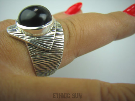 bpe5003 Tak inny śliczny wzór -  Cudny Pierścień czarny Onyks - regeneruje SERCE, EGZEMY, PAMIĘĆ r.23 Duży Rozmiar Srebro 925 #