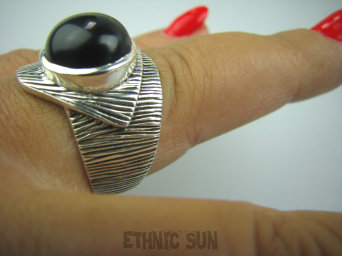 bpe5003 Tak inny śliczny wzór -  Cudny Pierścień czarny Onyks - regeneruje SERCE, EGZEMY, PAMIĘĆ r.23 Duży Rozmiar Srebro 925 #