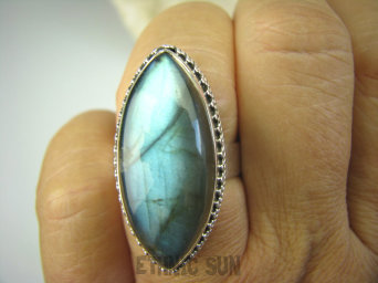 bpe8442 Czarodziejsko Piękny CUDOWNY Orientalny Pierścień Pierścionek Labradoryt Spektrolit - kamień Zorzy Polarnej r.18 Srebro 925 #