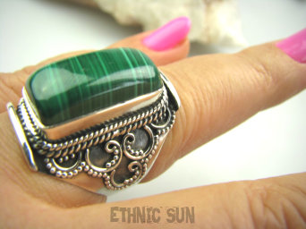 bpe4258 Biżuteria Egzotyczna !!! MALACHIT W ORIENTALNEJ OPRAWIE -  Pierścień MALACHIT - pobudza kreatywność r.18 Srebro 925 #