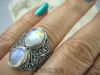 bpe5804 Podwójna Księżycowa Piękność Egzotyczny Pierścień KAMIEŃ KSIĘŻYCOWY z tęczą r.19/ r.20 zdobione Srebro 925 #