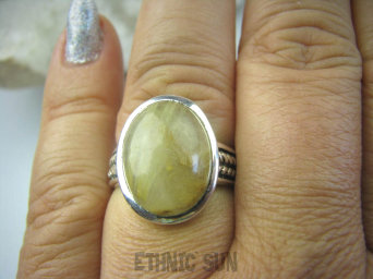 bpe5940 CUDOWNY NIEZWYKŁY Okaz Pierścień Złote Włosy Wenus Złoty Kwarc z Rutylem r.17 Srebro 925 #