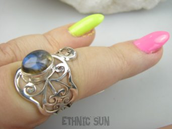 bpe9321 Niezwykły Artysta Ażurowy Regulowany Pierścień Pierścionek naturalny Labradoryt Spektrolit r.12, r.13, r.14, r.15, r.16, r.17 szeroka obrączka Srebro 925