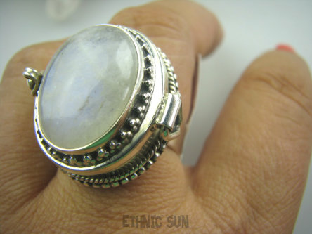 bpe4869 Piękny Duży SEKRETNIK Otwierany Pierścień na zdjęcia lub marzenia KAMIEŃ KSIĘŻYCOWY r.22/ r.23 Srebro 925 #