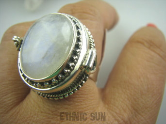 bpe4869 Piękny Duży SEKRETNIK Otwierany Pierścień na zdjęcia lub marzenia KAMIEŃ KSIĘŻYCOWY r.22/ r.23 Srebro 925 #