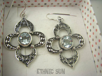 bkee951 Kunsztowne Egzotyczne DUŻE PIĘKNE Kolczyki szlifowany Blue Topaz - kamień młodości Srebro 925