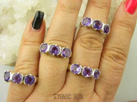 bpee3971 Piękny Lśniący Pierścień Pierścionek Obrączka z ametystami Ametyst - kamień mądrości r.24 SREBRO 925 #