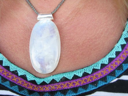 bwe3707 KRÓLEWSKI DUŻY OKAZ 37 gramów !!!! Klasyczny Wisior KAMIEŃ KSIĘŻYCOWY w lśniącej oprawie Srebro 925 #