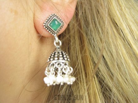 bkee1143 Unikatowe Wzory ORIENTALNE KSIĘŻNICZKI Przepiekne Kolczyki na sztyft Zielony Onyks Macica Perłowa Srebro 925