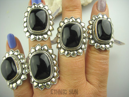 bpe3617 Elegancki MASYWNY Kruczoczarny Kwiat DUŻY Pierścień ONYKS r.17 Srebro 925 #