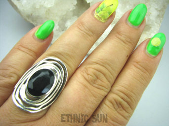 bpee3298 Czarny Onyks w obręczach Pierścień szlifowany Onyks - SERCE, EGZEMY, PAMIĘĆ  r.22 Srebro 925 #