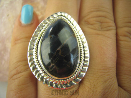 bpe6338 CUDNY mieniący się Pierścień Iskrzący KAMIEŃ BURZY Czarny Niebieski Pietersyt z Namibii - RZADKOŚĆ r.18/ r.19 Srebro 925 #