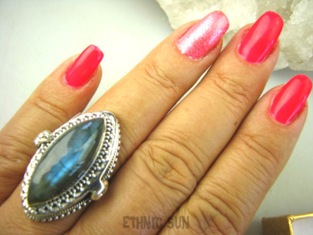 bpe8173 Piękny Duży Sekretnik Pierścień na Zdjęcia lub Marzenia Labradoryt Spektrolit - kamień Zorzy Polarnej r.22 Srebro 925 #